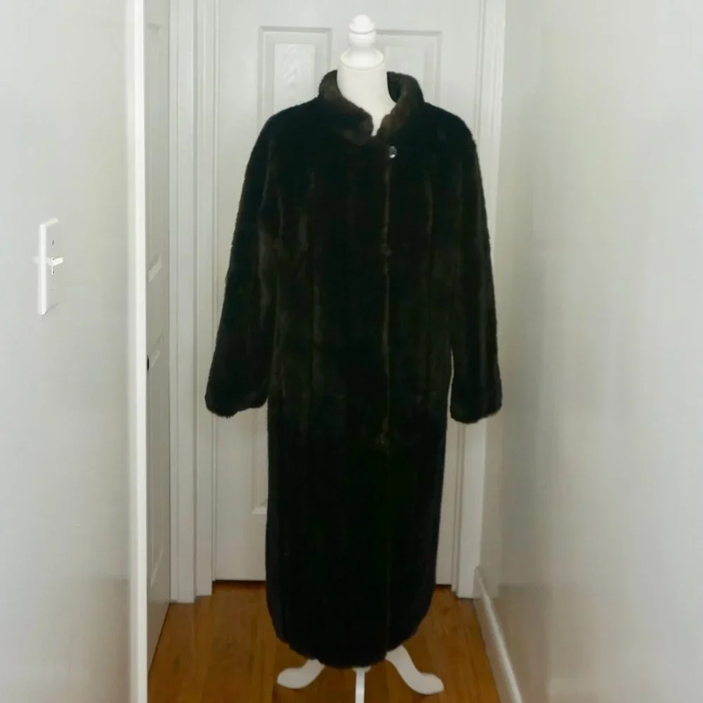💜 VINTAGE SPORTOWNE Futur Faux Fur Reversible Coat